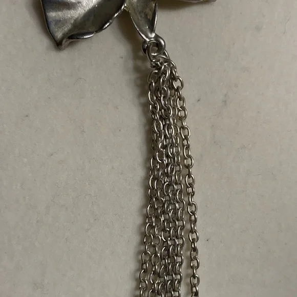 Vintage Silver Floral Pendant - Picture 3 of 5